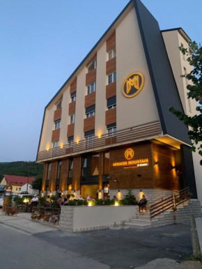 Modern Mountain